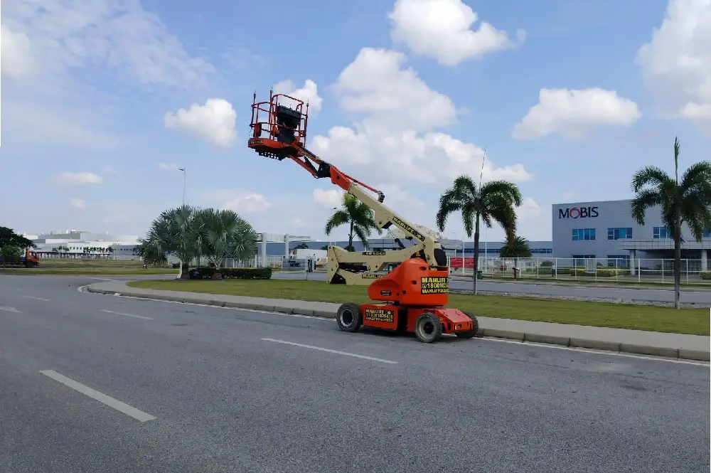 Boom Lift Rental Service
